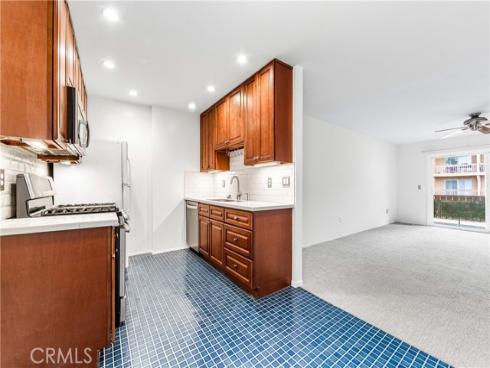 6600 Warner 118 Avenue, Huntington Beach, CA