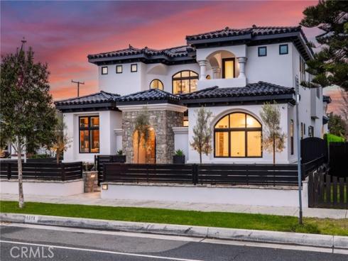 1814 Main Street, Huntington Beach, CA