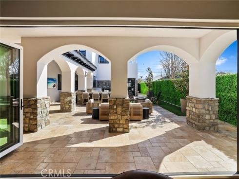 1814 Main Street, Huntington Beach, CA