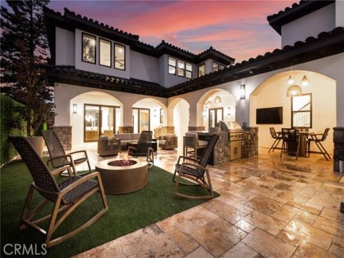 1814 Main Street, Huntington Beach, CA