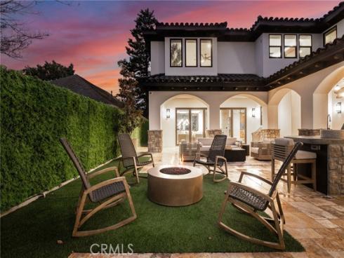 1814 Main Street, Huntington Beach, CA