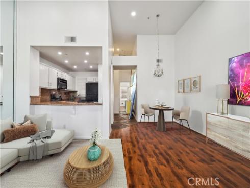 1200 Pacific Coast 423 , Huntington Beach, CA