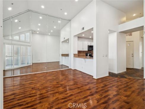 1200 Pacific Coast 423 , Huntington Beach, CA