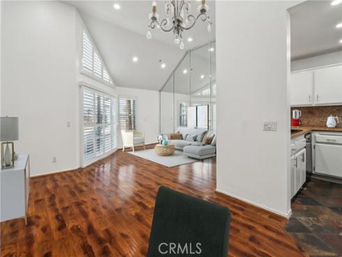 1200 Pacific Coast 423 , Huntington Beach, CA