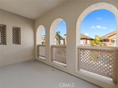 5656 Ocean Terrace Drive, Huntington Beach, CA