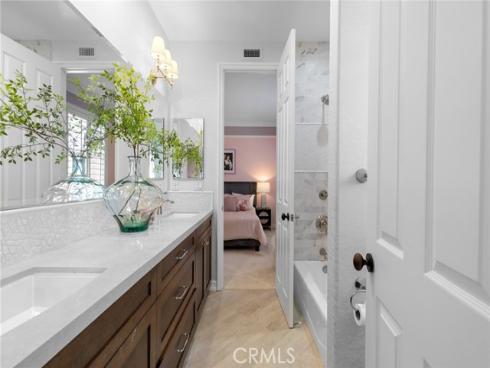 5656 Ocean Terrace Drive, Huntington Beach, CA