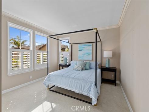 5656 Ocean Terrace Drive, Huntington Beach, CA