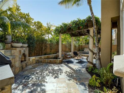 5656 Ocean Terrace Drive, Huntington Beach, CA