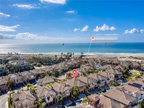 5656 Ocean Terrace Drive, Huntington Beach, CA