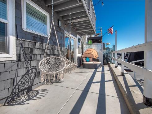 16791 Bayview Drive, Huntington Beach, CA