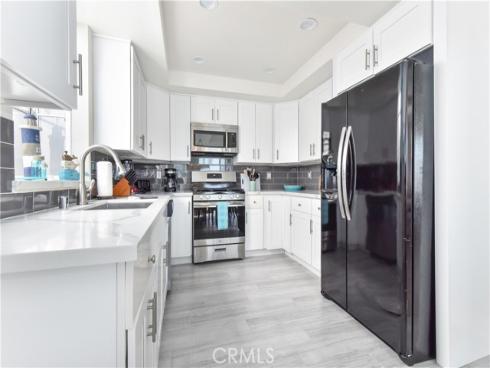 16791 Bayview Drive, Huntington Beach, CA