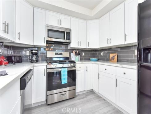 16791 Bayview Drive, Huntington Beach, CA