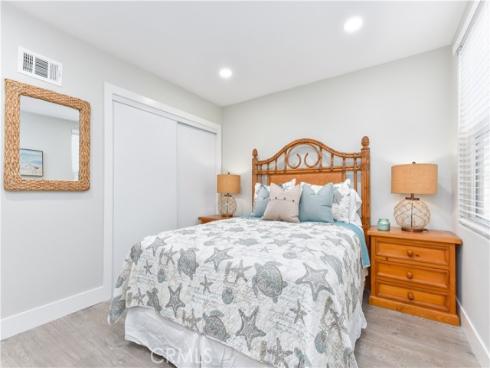 16791 Bayview Drive, Huntington Beach, CA