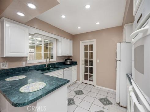 15882 Malm Circle, Huntington Beach, CA