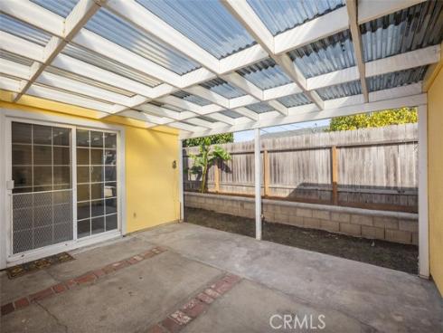 15882 Malm Circle, Huntington Beach, CA