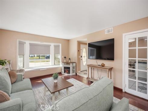 15882 Malm Circle, Huntington Beach, CA