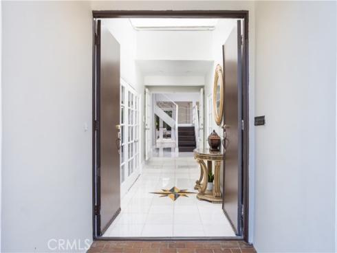 16871 Saybrook Lane, Huntington Beach, CA