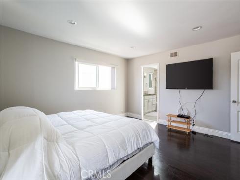 16871 Saybrook Lane, Huntington Beach, CA