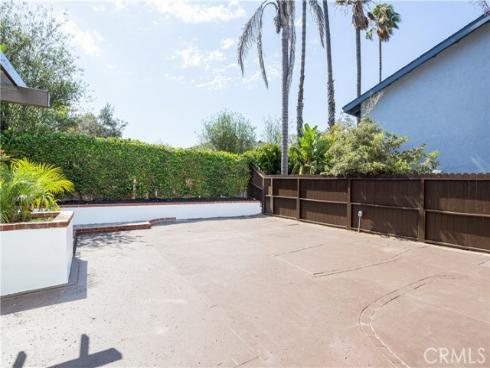 16871 Saybrook Lane, Huntington Beach, CA