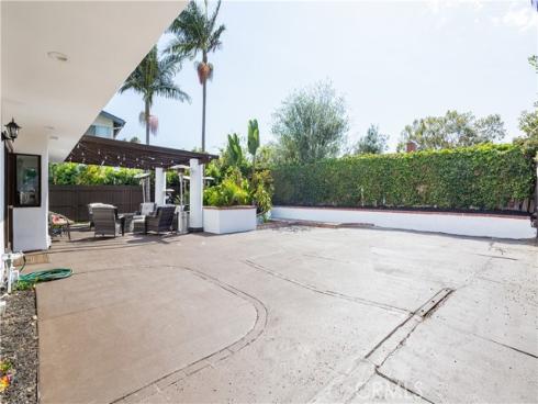 16871  Saybrook   Lane, Huntington Beach, CA