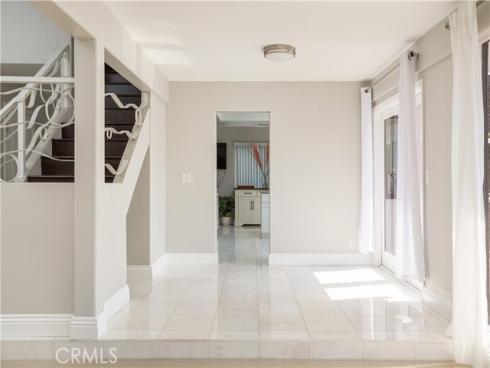 16871 Saybrook Lane, Huntington Beach, CA