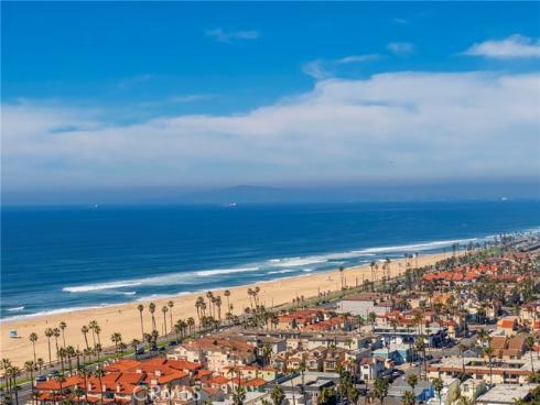 116  11th   Street, Huntington Beach, CA