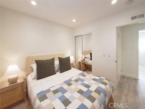 19749 Claremont Lane, Huntington Beach, CA