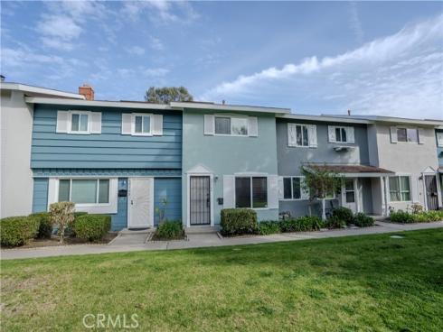 19749 Claremont Lane, Huntington Beach, CA