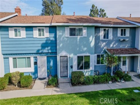 19749 Claremont Lane, Huntington Beach, CA