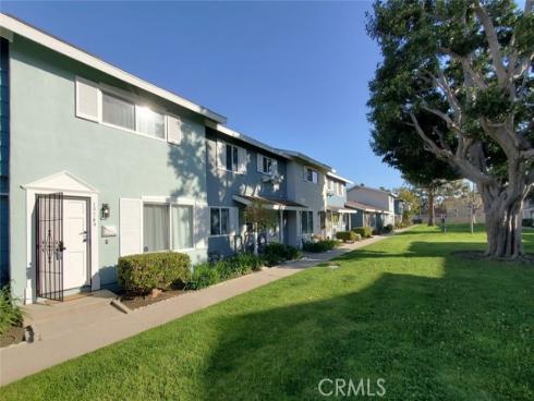 19749 Claremont Lane, Huntington Beach, CA