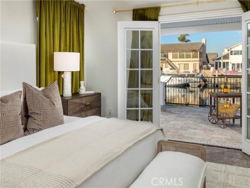 16542 Wanderer Lane, Huntington Beach, CA