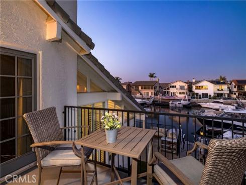 16542 Wanderer Lane, Huntington Beach, CA