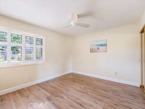 8933 Amador 1316C Circle, Huntington Beach, CA