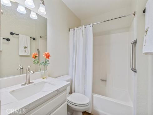 8933 Amador 1316C Circle, Huntington Beach, CA