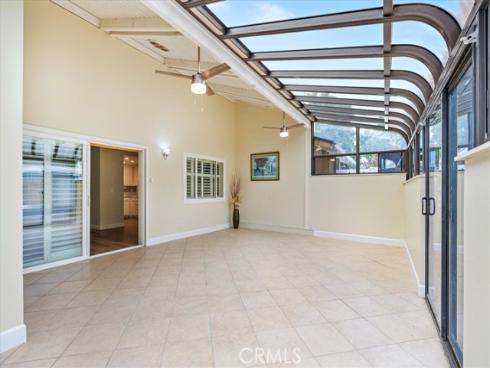 8933 Amador 1316C Circle, Huntington Beach, CA