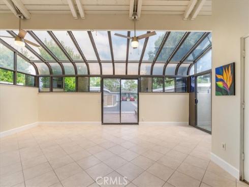 8933 Amador 1316C Circle, Huntington Beach, CA