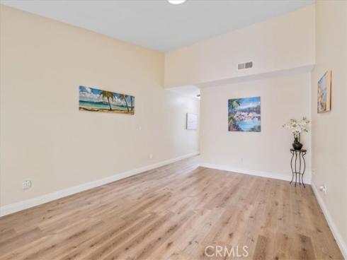 8933 Amador 1316C Circle, Huntington Beach, CA