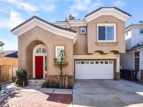 7814 Orchid Drive, Huntington Beach, CA