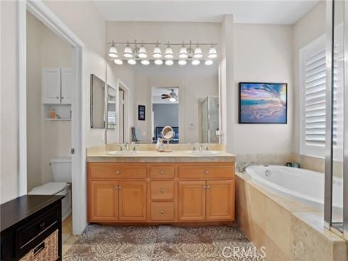 7814 Orchid Drive, Huntington Beach, CA