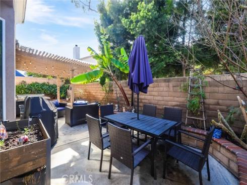 7814 Orchid Drive, Huntington Beach, CA