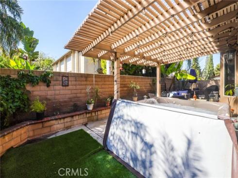 7814 Orchid Drive, Huntington Beach, CA