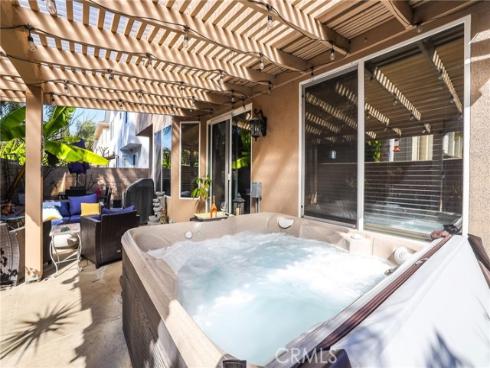 7814 Orchid Drive, Huntington Beach, CA