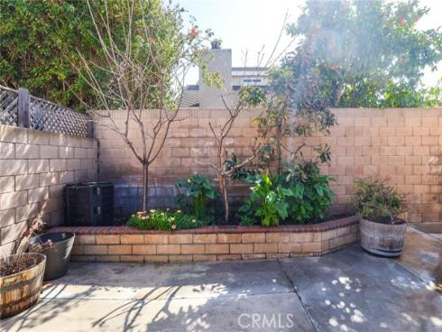 7814 Orchid Drive, Huntington Beach, CA