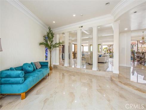 3682 Escapade Circle, Huntington Beach, CA