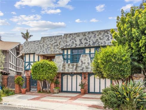 3682 Escapade Circle, Huntington Beach, CA