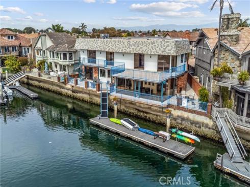 3682 Escapade Circle, Huntington Beach, CA