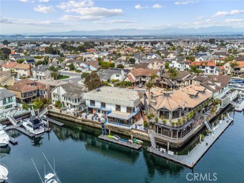 3682 Escapade Circle, Huntington Beach, CA