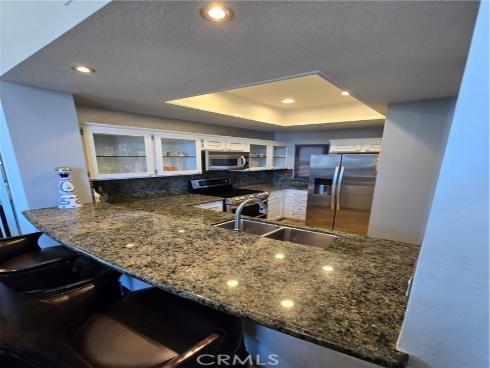 1200 Pacific Coast 301 , Huntington Beach, CA