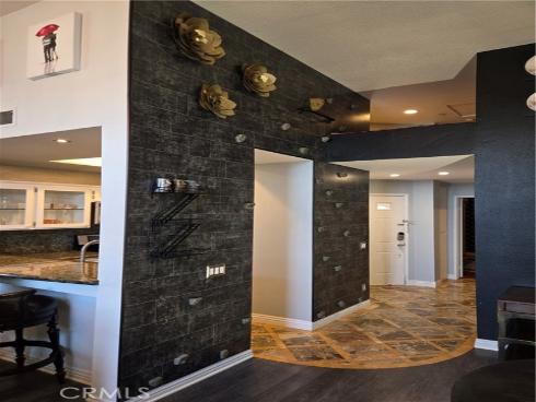 1200 Pacific Coast 301 , Huntington Beach, CA