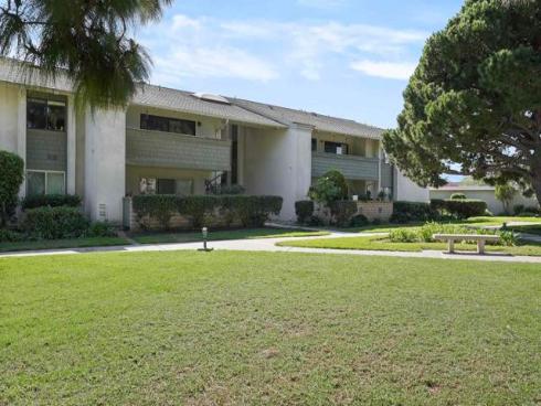 8566 Van Ness Court 19G , Huntington Beach, CA